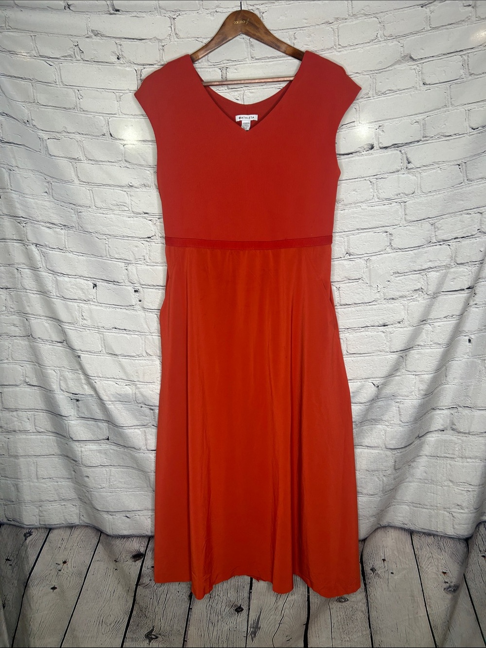 Athleta Sleeveless V-Neck Rust Orange Midi Dress Size X-Large Tall